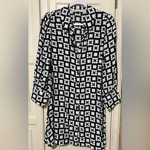 👗Zara B&W Button Down Shirt Dress